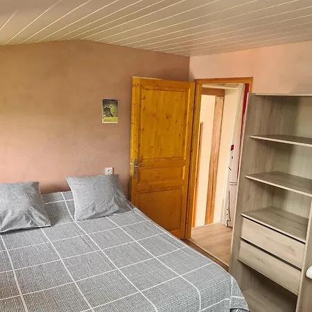 Chez Tiane Apartment